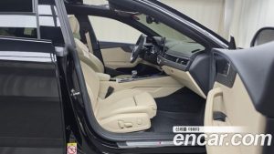 Audi A5 40 TFSI 4WD Premium Sportback 2023 года из Южной Кореи