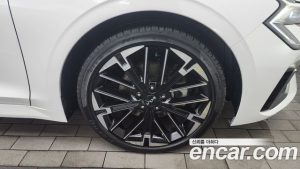Kia K5 1.6 Turbo 2024 года из Южной Кореи