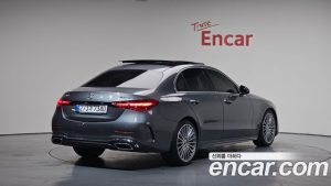 Mercedes-Benz C-Class C300 4MATIC AMG Line 2023 года из Южной Кореи
