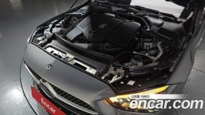 Mercedes-Benz C-Class C300 4MATIC AMG Line 2023 года из Южной Кореи