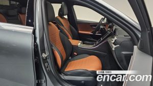 Mercedes-Benz C-Class C300 4MATIC AMG Line 2023 года из Южной Кореи
