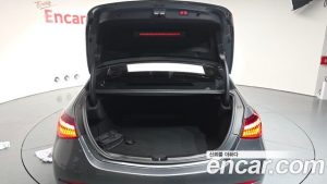 Mercedes-Benz C-Class C300 4MATIC AMG Line 2023 года из Южной Кореи