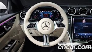 Mercedes-Benz C-Class C300 4MATIC Avantgarde 2024 года из Южной Кореи