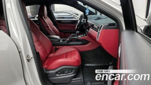 Porsche Cayenne 3.0 Coupe 2022 года из Южной Кореи