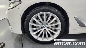 BMW 5-Series 530i xDrive Luxury 2023 года из Южной Кореи