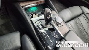 BMW 5-Series 530i xDrive Luxury 2023 года из Южной Кореи