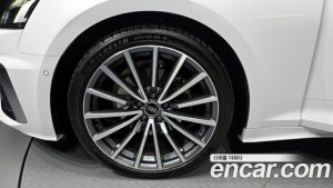 Audi A5 40 TFSI 4WD Premium Sportback 2023 года из Южной Кореи