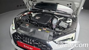 Audi A5 40 TFSI 4WD Premium Sportback 2023 года из Южной Кореи