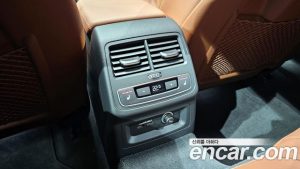 Audi A5 40 TFSI 4WD Premium Sportback 2023 года из Южной Кореи