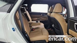 Kia Sorento Бензин 2.5T 2WD 2024 года из Южной Кореи