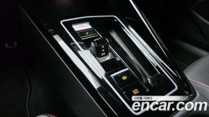 Volkswagen Golf 2.0 GTI 2023 года из Южной Кореи