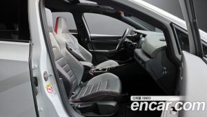 Volkswagen Golf 2.0 GTI 2023 года из Южной Кореи