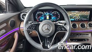 Mercedes-Benz E-Class E250 Exclusive 2023 года из Южной Кореи