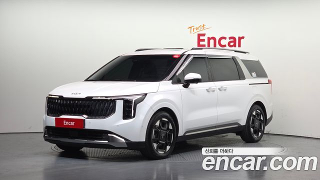 Kia Canival Бензин 9-Seater Signature 2024 года из Кореи