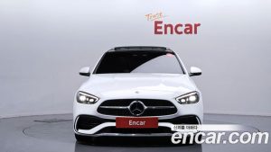 Mercedes-Benz C-Class C300 4MATIC AMG Line 2023 года из Южной Кореи