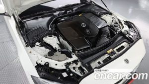 Mercedes-Benz C-Class C300 4MATIC AMG Line 2023 года из Южной Кореи