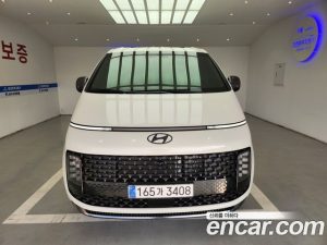Hyundai Staria 4WD Lounge 9-Seater 2025 года из Южной Кореи