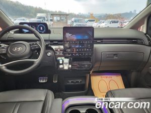 Hyundai Staria 4WD Lounge 9-Seater 2025 года из Южной Кореи