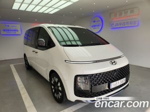 Hyundai Staria 4WD Lounge 9-Seater 2025 года из Южной Кореи