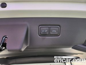 Hyundai Staria 4WD Lounge 9-Seater 2025 года из Южной Кореи