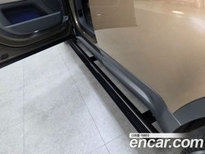 Land Rover Defender 110 D250 SE 2023 года из Южной Кореи