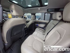 Land Rover Defender 110 D250 SE 2023 года из Южной Кореи