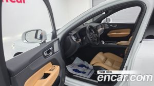 Volvo XC60 B5 Inscription 2022 года из Южной Кореи
