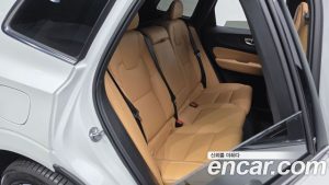 Volvo XC60 B5 Inscription 2022 года из Южной Кореи