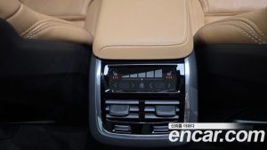 Volvo XC60 B5 Inscription 2022 года из Южной Кореи