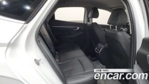 Hyundai Sonata 1.6 Turbo 2025 года из Южной Кореи