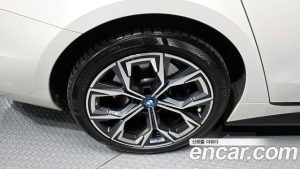 BMW i4 eDrive40 M Sport PRO 2024 года из Южной Кореи