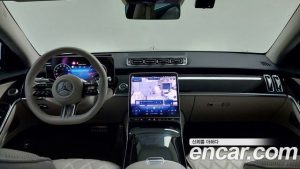 Mercedes-Benz S-Class S500L 4MATIC 2023 года из Южной Кореи