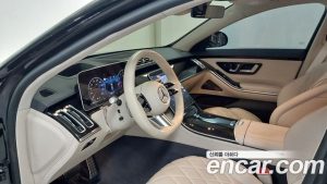 Mercedes-Benz S-Class S500L 4MATIC 2023 года из Южной Кореи