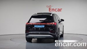 Audi Q4 e-tron 40 Premium 2023 года из Южной Кореи