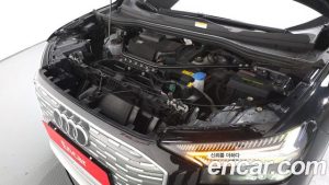 Audi Q4 e-tron 40 Premium 2023 года из Южной Кореи