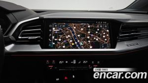 Audi Q4 e-tron 40 Premium 2023 года из Южной Кореи