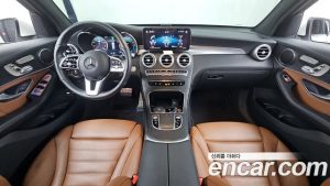 Mercedes-Benz GLC-Class GLC300e 4MATIC Coupe Premium Charger 2023 года из Южной Кореи