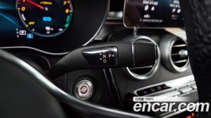 Mercedes-Benz GLC-Class GLC300e 4MATIC Coupe Premium Charger 2023 года из Южной Кореи