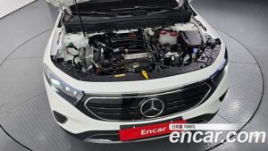 Mercedes-Benz EQB EQB300 4MATIC 2023 года из Южной Кореи
