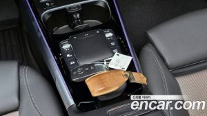 Mercedes-Benz EQB EQB300 4MATIC 2023 года из Южной Кореи