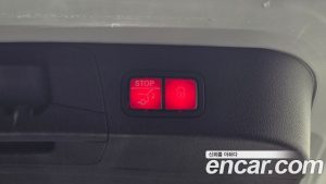 Mercedes-Benz EQB EQB300 4MATIC 2023 года из Южной Кореи