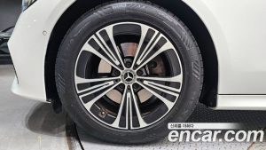 Mercedes-Benz E-Class E200 Avantgarde 2024 года из Южной Кореи