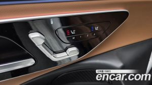 Mercedes-Benz E-Class E200 Avantgarde 2024 года из Южной Кореи