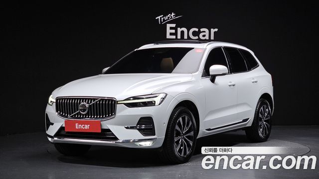 Volvo XC60 B5 ULTIMATE Bright 2023 года из Кореи