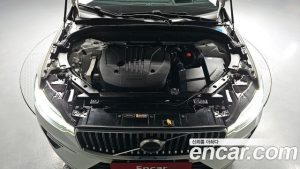 Volvo XC60 B5 ULTIMATE Bright 2023 года из Южной Кореи