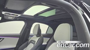 Mercedes-Benz E-Class AMG E53e 4MATIC+ 2025 года из Южной Кореи