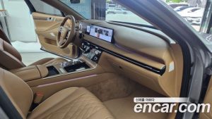 Genesis G80 e-AWD 2025 года из Южной Кореи