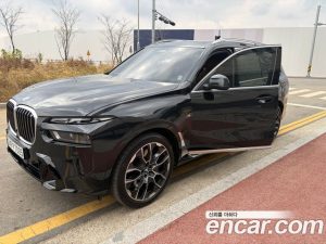 BMW X7 xDrive 40i M Sport 6 2024 года из Южной Кореи