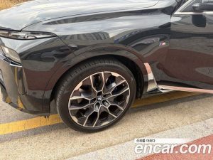 BMW X7 xDrive 40i M Sport 6 2024 года из Южной Кореи