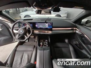 BMW 5-Series 530i xDrive M Sport 2024 года из Южной Кореи